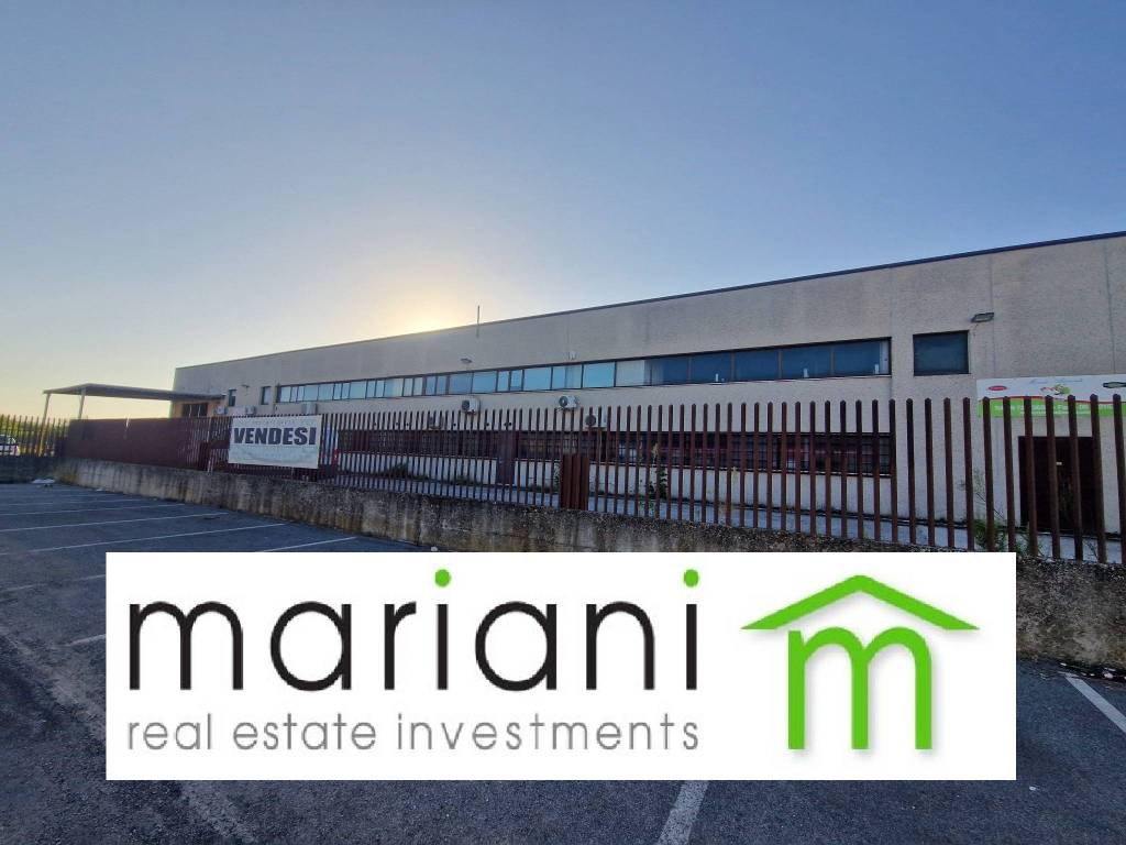 capannone in vendita a Roma