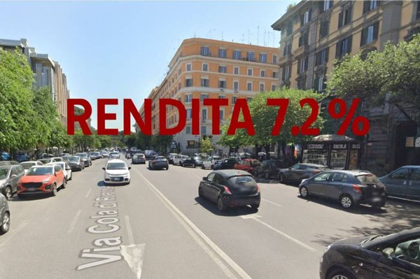 negozio in vendita a Roma in zona Rione Prati