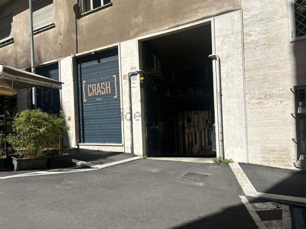 locale di sgombero in vendita a Roma in zona Trieste