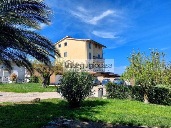 appartamento in vendita a Roma in zona Tor di Quinto