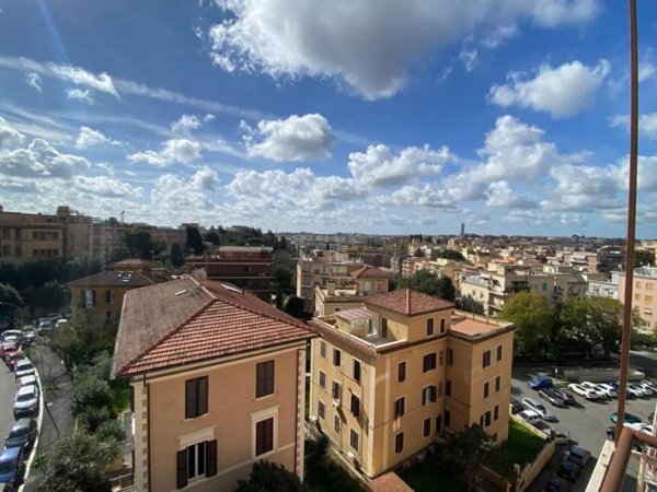 appartamento in vendita a Roma in zona Gianicolense