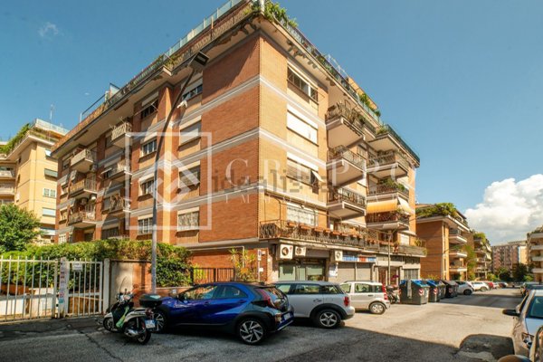 appartamento in vendita a Roma in zona Ponte Mammolo
