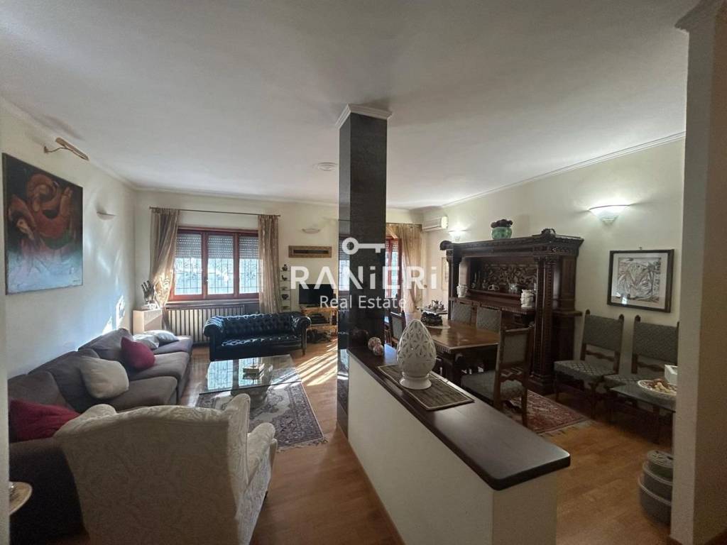appartamento in vendita a Roma in zona Acilia