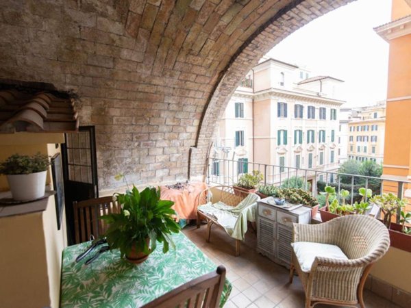 casa indipendente in vendita a Roma in zona Gianicolense