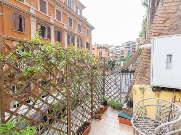 casa indipendente in vendita a Roma in zona Gianicolense