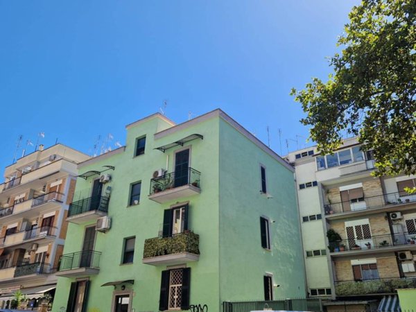 appartamento in vendita a Roma in zona Prenestino-Centocelle