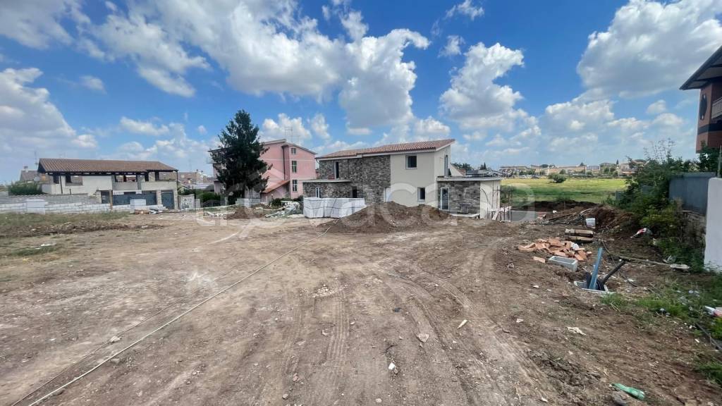 casa indipendente in vendita a Roma in zona Tor Vergata/Torrenova