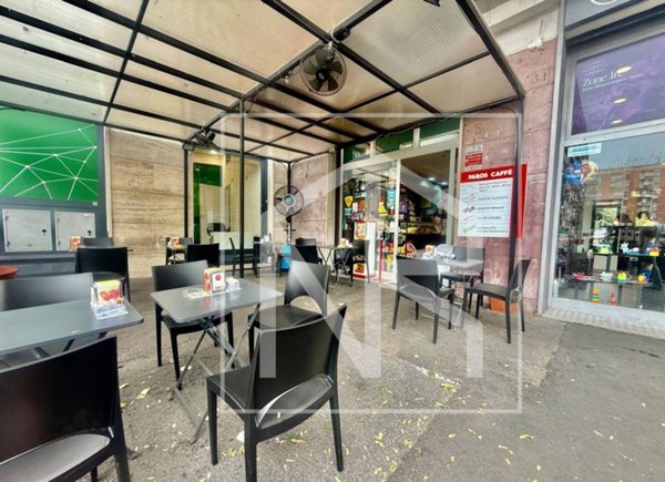 negozio in vendita a Roma in zona Prenestino-Labicano