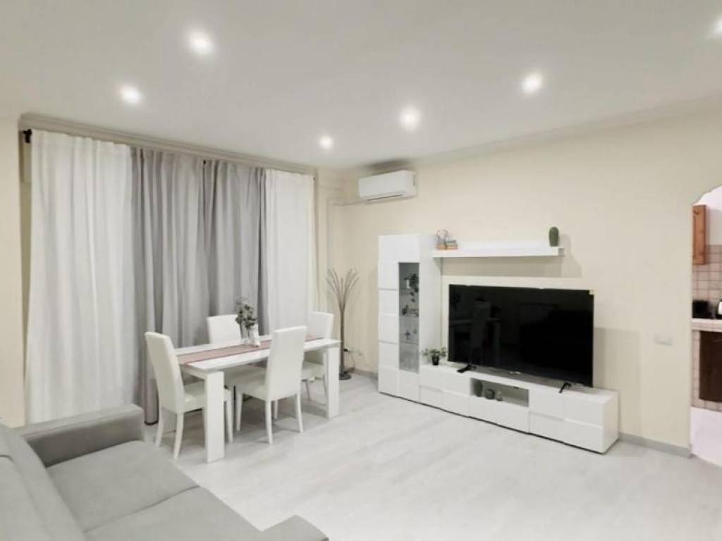 appartamento in vendita a Roma in zona Ostia