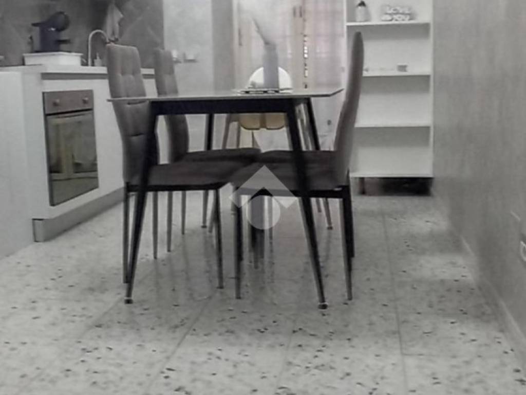 appartamento in vendita a Roma in zona Torre Angela
