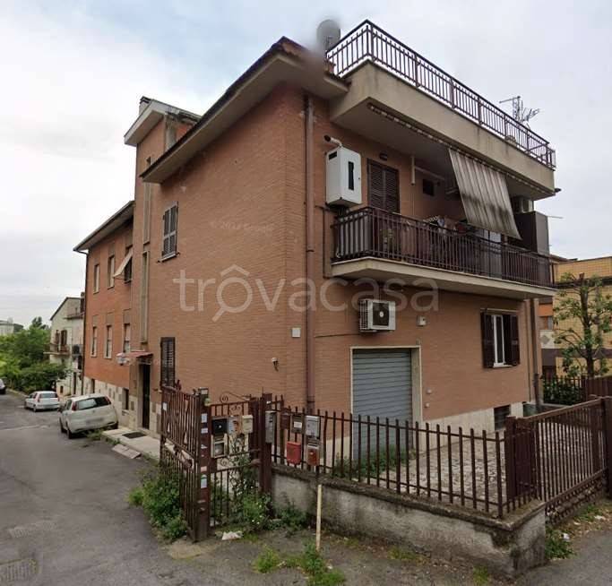 appartamento in vendita a Roma in zona Tor Sapienza