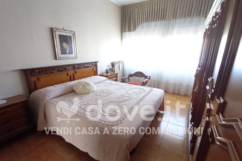 appartamento in vendita a Roma in zona Ostiense