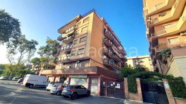 appartamento in vendita a Roma in zona Portuense