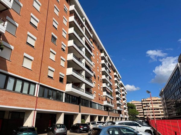 appartamento in vendita a Roma in zona Ardeatino