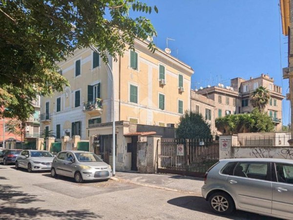 appartamento in vendita a Roma in zona Prenestino-Centocelle