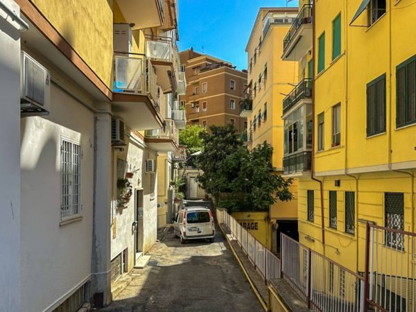appartamento in vendita a Roma in zona Gianicolense