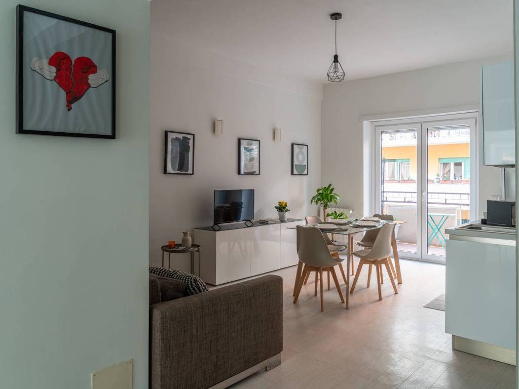 appartamento in vendita a Roma in zona Prenestino-Labicano