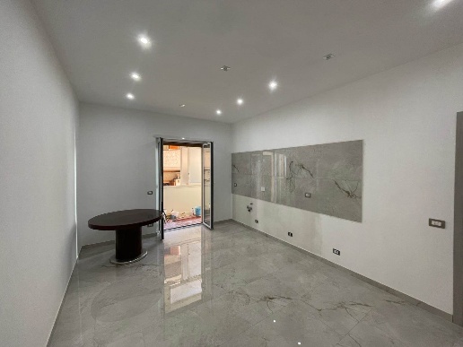 appartamento in vendita a Roma in zona Torre Angela