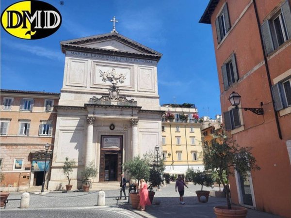 appartamento in vendita a Roma in zona Rione di Ponte