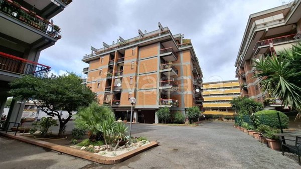 appartamento in vendita a Roma in zona Ostia