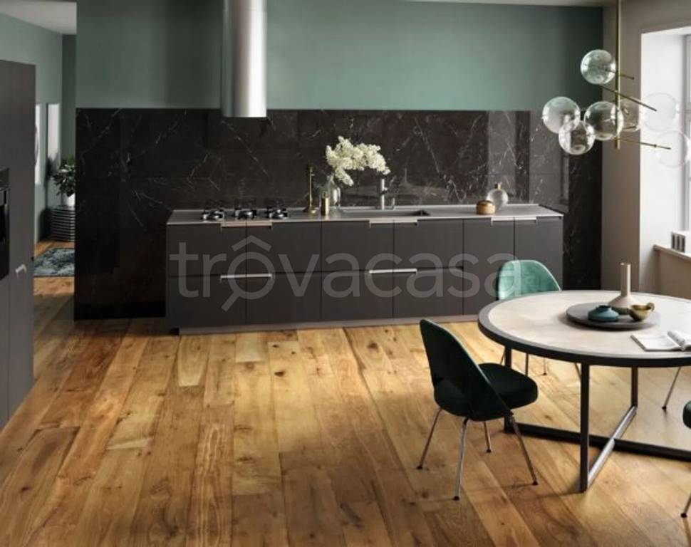 appartamento in vendita a Roma in zona Cinecittà