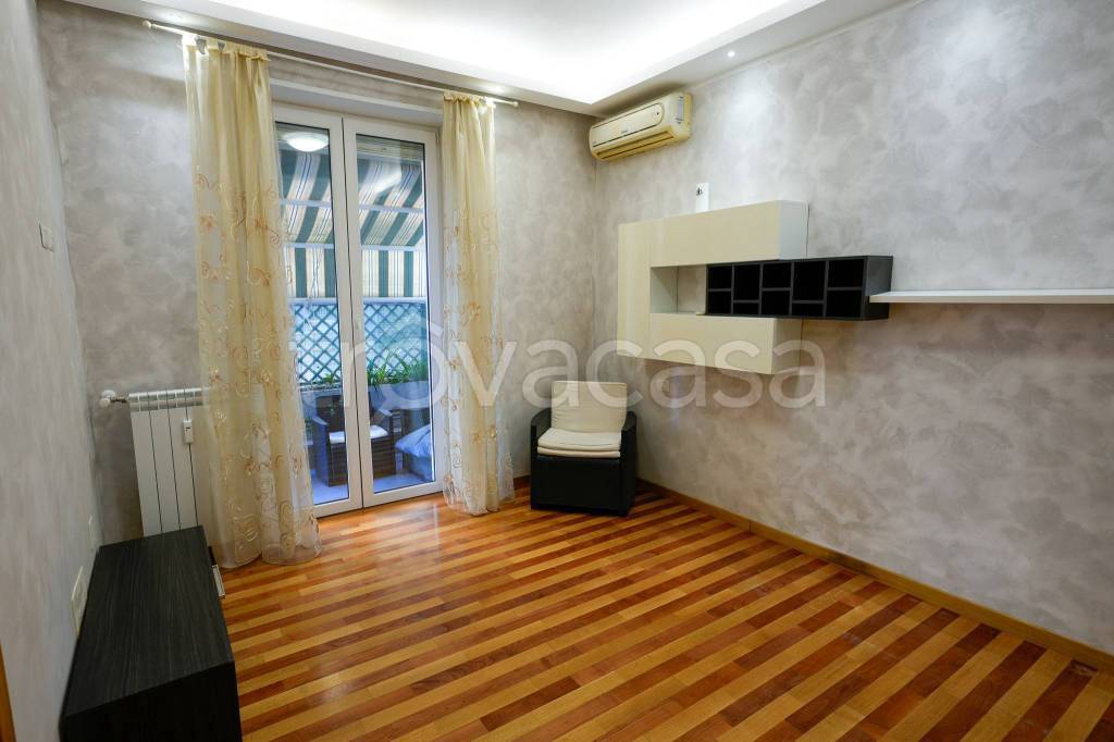 appartamento in vendita a Roma in zona Ostia