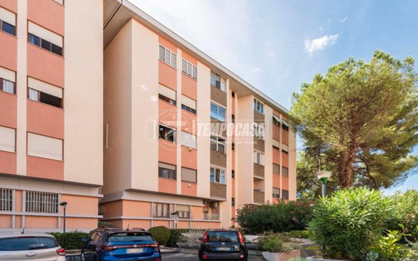 appartamento in vendita a Roma in zona Mostacciano