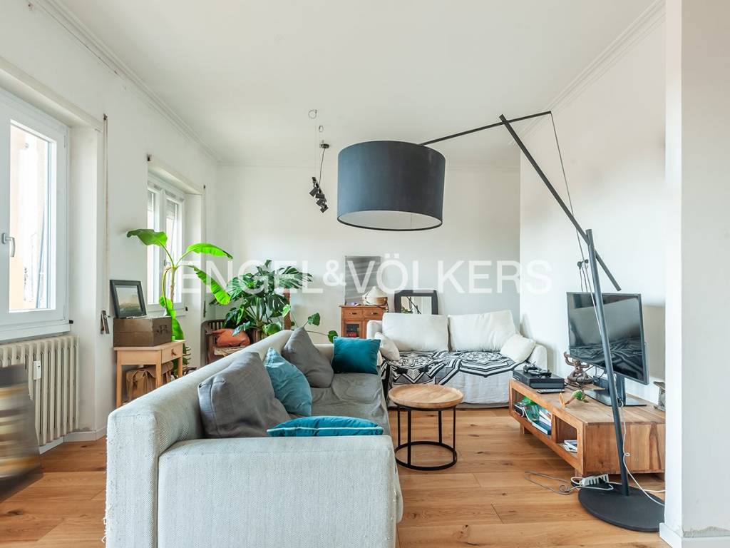 appartamento in vendita a Roma in zona Ostiense