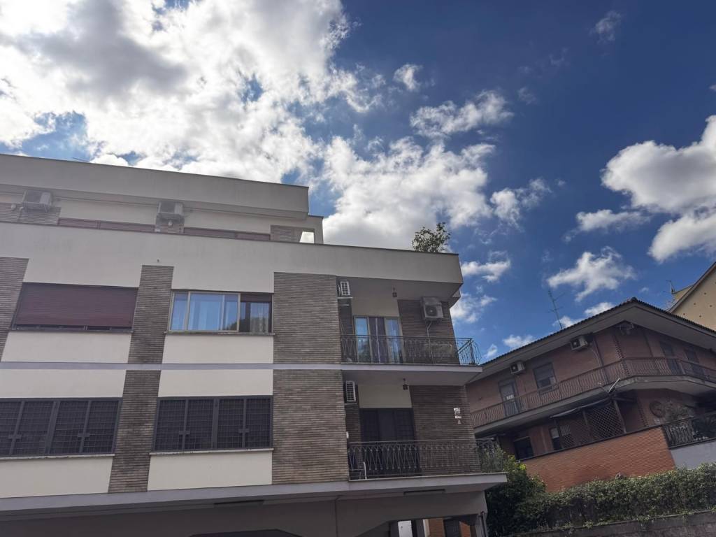 appartamento in vendita a Roma in zona Aurelio