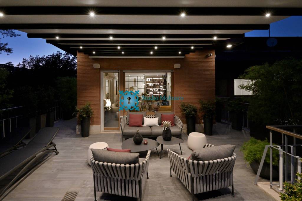 appartamento in vendita a Roma in zona Centro Storico