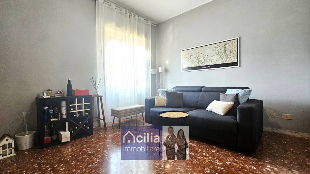 appartamento in vendita a Roma in zona Acilia