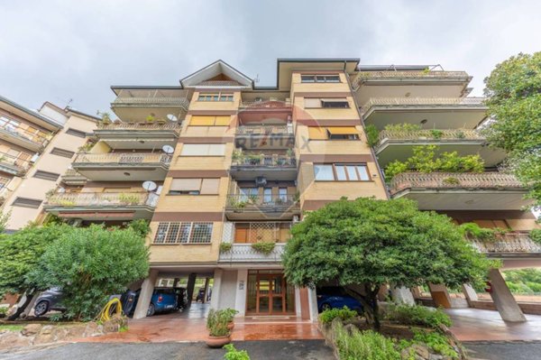 appartamento in vendita a Roma in zona San Basilio