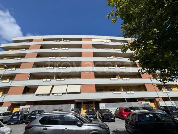 appartamento in vendita a Roma in zona Romanina
