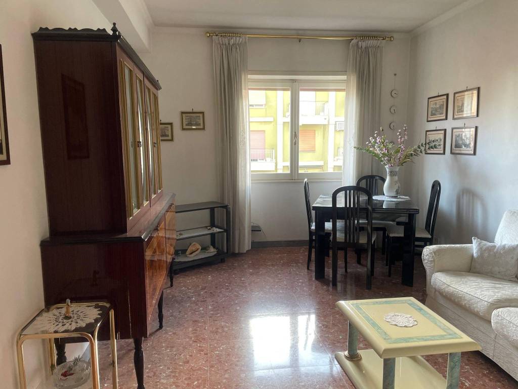 appartamento in vendita a Roma in zona Prenestino-Labicano