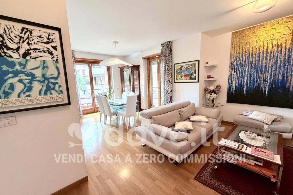 appartamento in vendita a Roma in zona Monte Sacro/Talenti