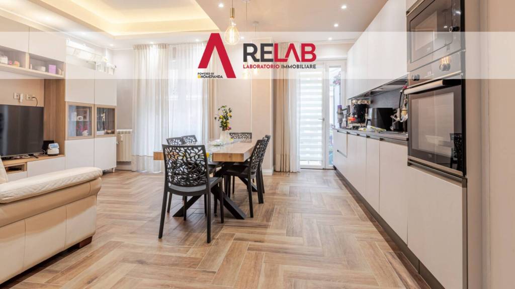 appartamento in vendita a Roma in zona Ostia