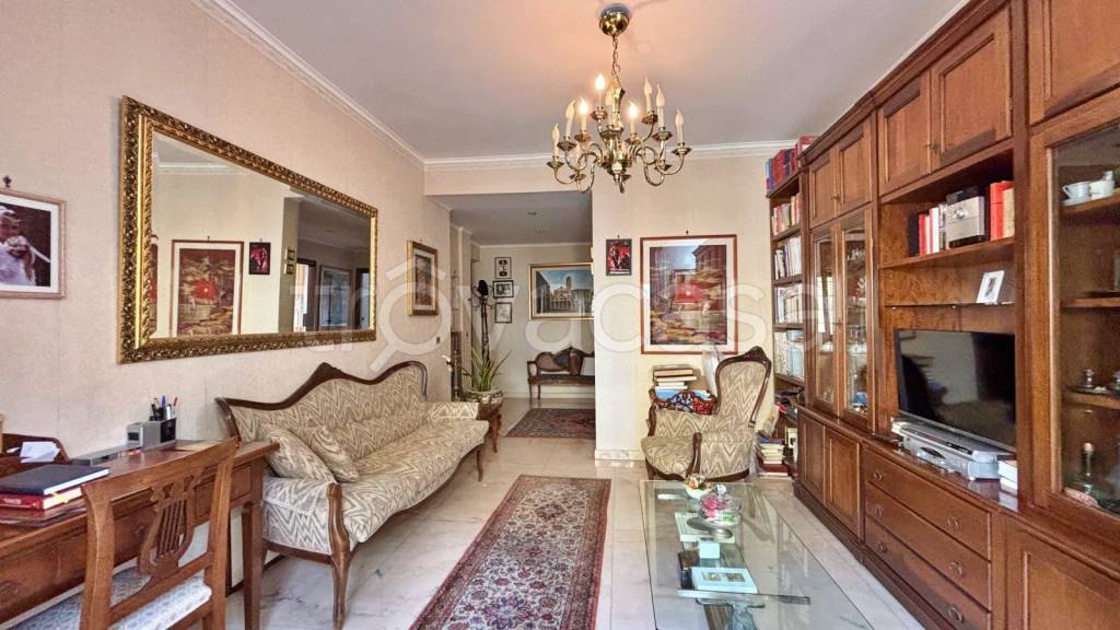 appartamento in vendita a Roma in zona Portuense
