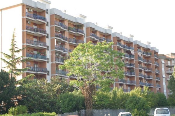 appartamento in vendita a Roma in zona Torre Maura
