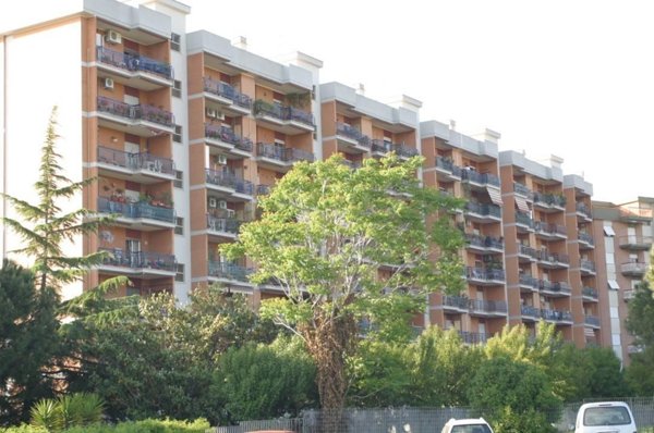 appartamento in vendita a Roma in zona Torre Maura