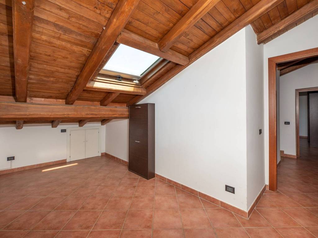 casa indipendente in vendita a Roma in zona Ostia Antica