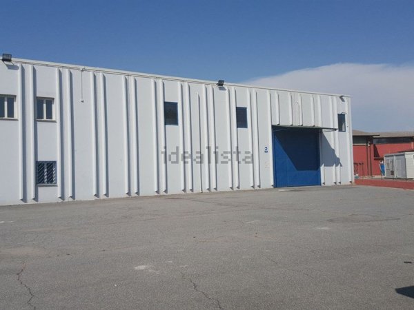 capannone in vendita a Roma in zona La Pisana