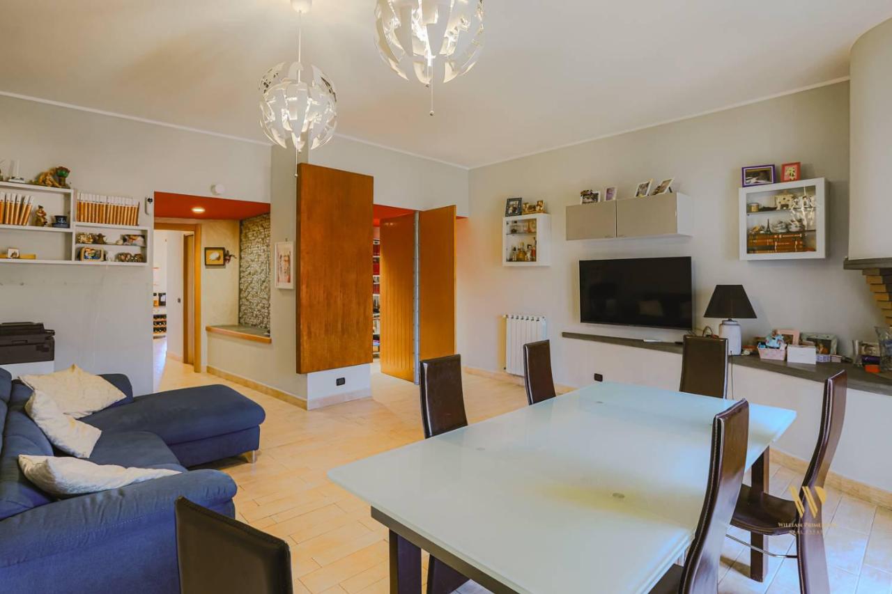 appartamento in vendita a Roma in zona Acilia