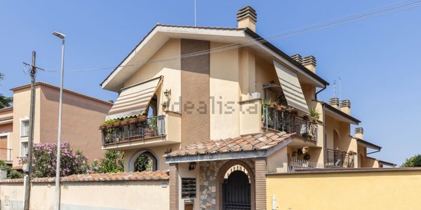 appartamento in vendita a Roma in zona Montespaccato