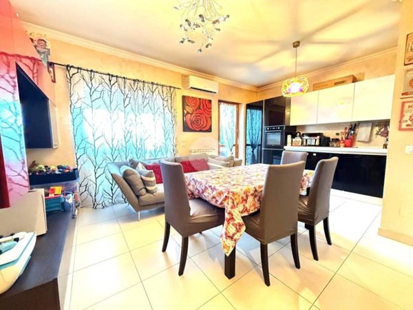 appartamento in vendita a Roma in zona Ponte di Nona