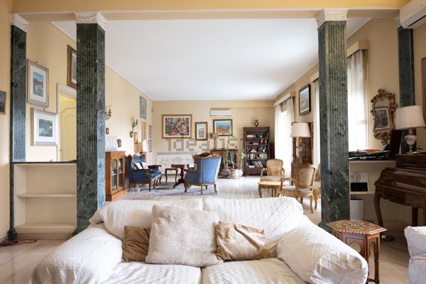 appartamento in vendita a Roma in zona Tor di Quinto