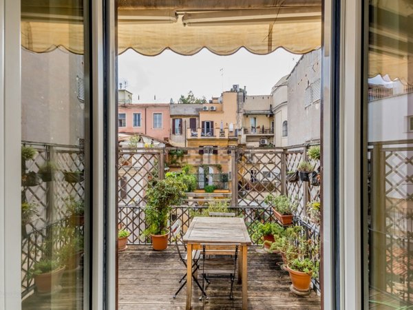 appartamento in vendita a Roma in zona Campo Marzio