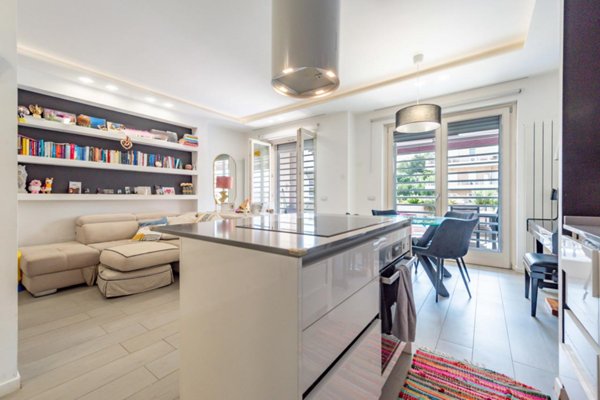 casa indipendente in vendita a Roma in zona Mezzocammino