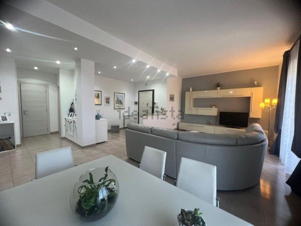 appartamento in vendita a Roma in zona Ponte Galeria