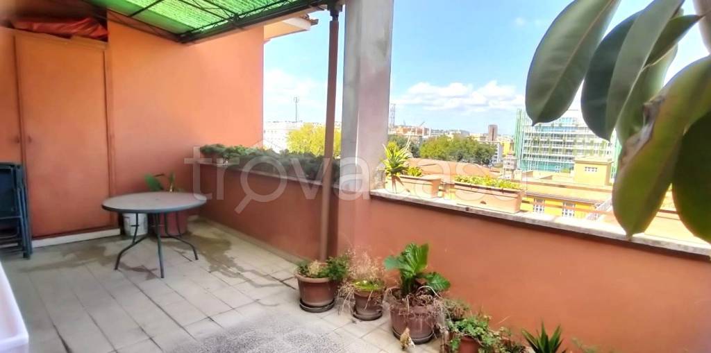 appartamento in vendita a Roma in zona Ostiense