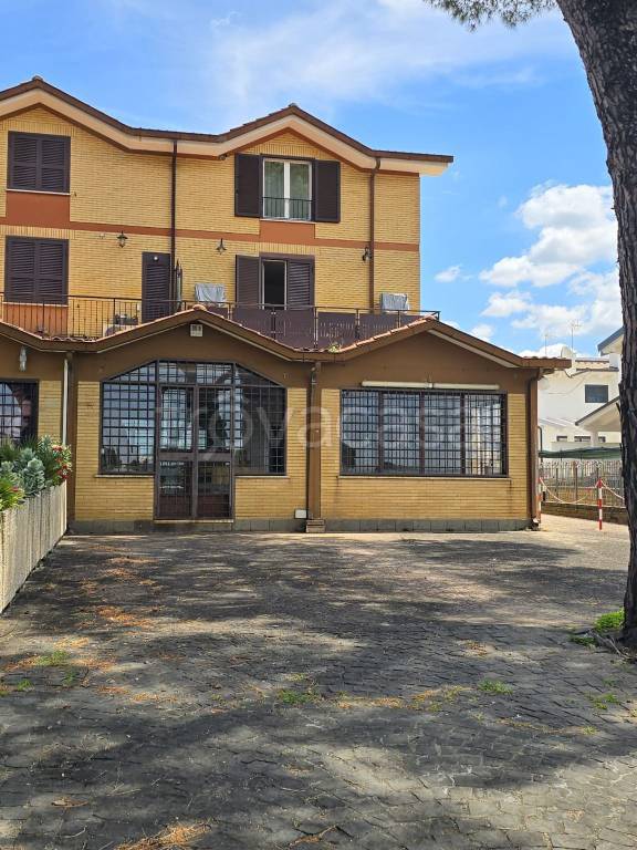 appartamento in vendita a Roma in zona Tor Vergata/Torrenova